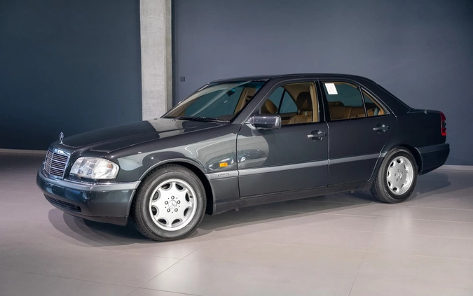 Mercedes-Benz Klasa C cena 99000 przebieg: 10574, rok produkcji 1995 z Nowy Dwór Gdański małe 596